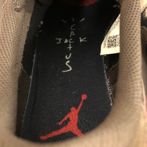 Travis Scott Jordan 1 Low - Picture 8 of 8